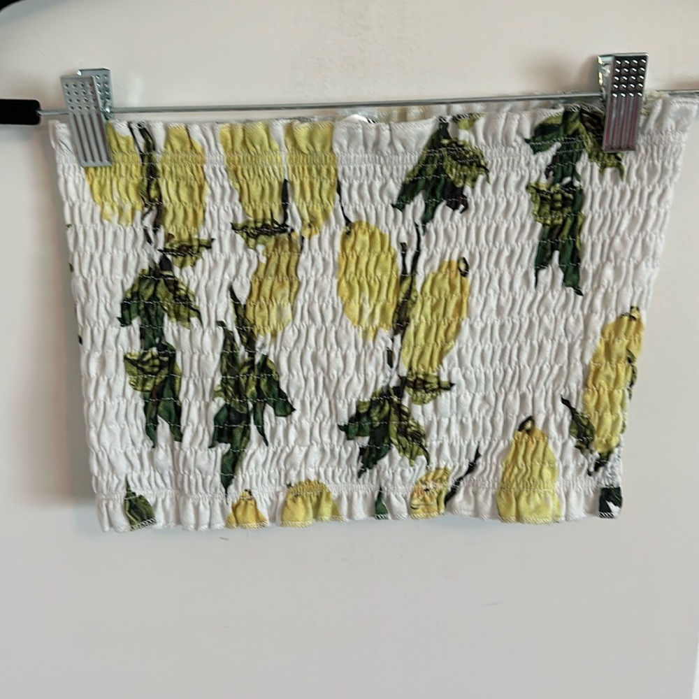 Angashion smocked tube top